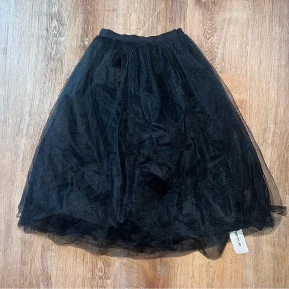 Elizabeth and James Black Formal Aneko Skirt